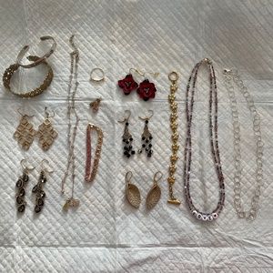 Lot of costume jewelry